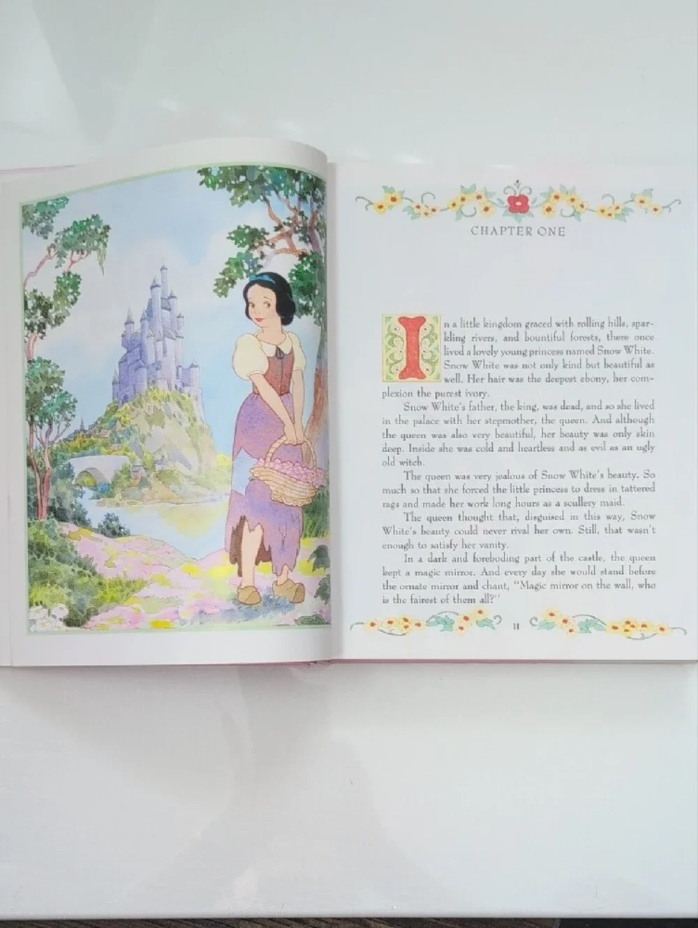 VTG 2001 Disney's Princess Treasury Oversized Hardcover Storybook Illustrated